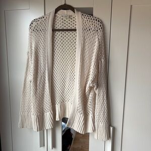 Abercrombie & Fitch cream cardigan